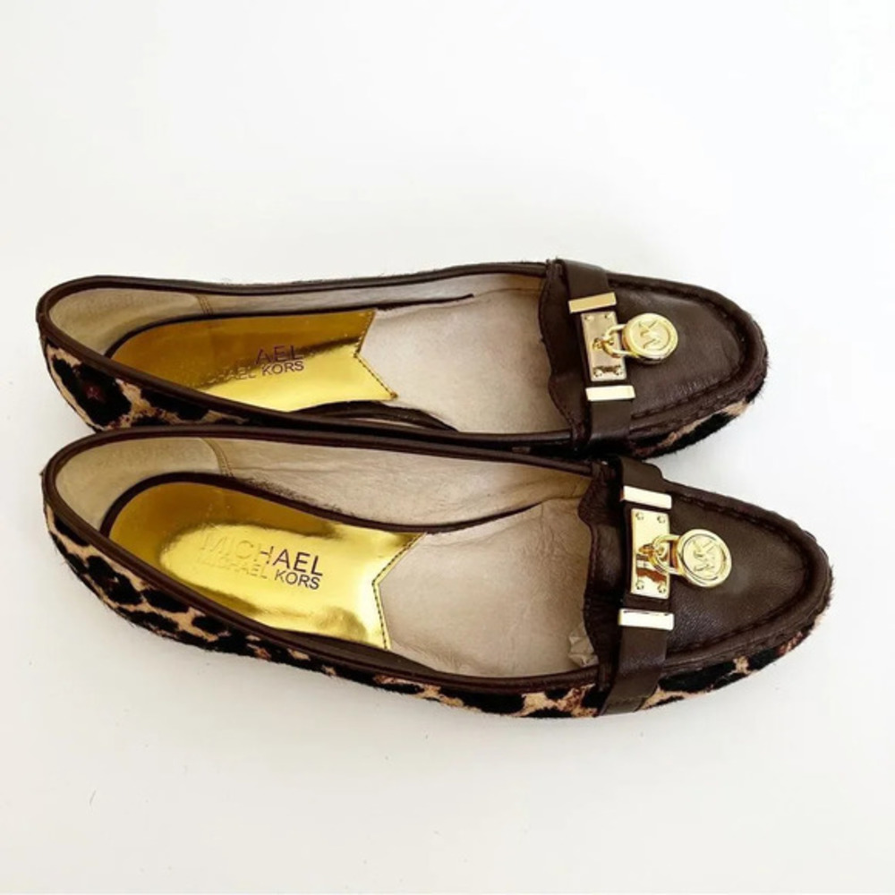 MICHAEL Michael Kors Size 7 Leopard Calf Hair Leather Loafers Logo Hardware MK - Picture 5 of 11